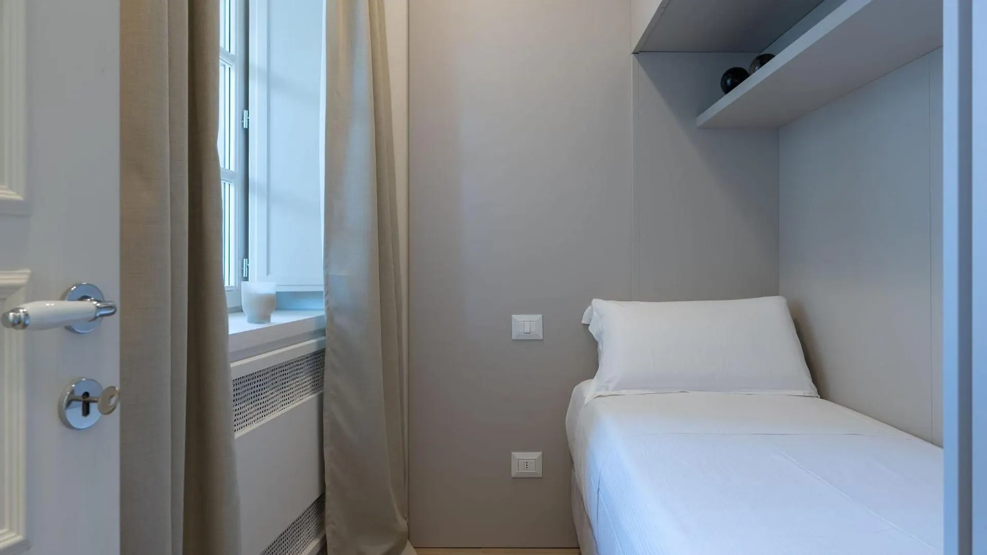 Apartamento Deservi Charming Apt Petrarca Florença